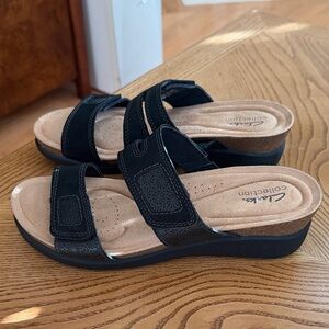 Clarks Women's Sandals in Black and Tan